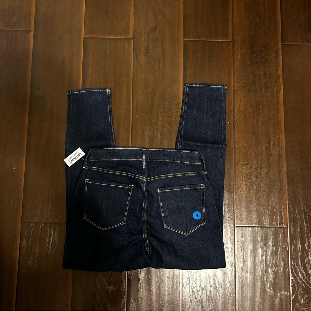 NWT Old Navy high-rise super skinny women’s size 10 short - Picture 3 of 3